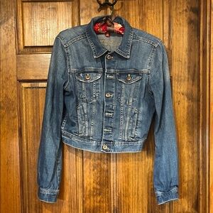Divided by H&M Distressed Women’s size 8 Jacket Medium-Blue Denim
